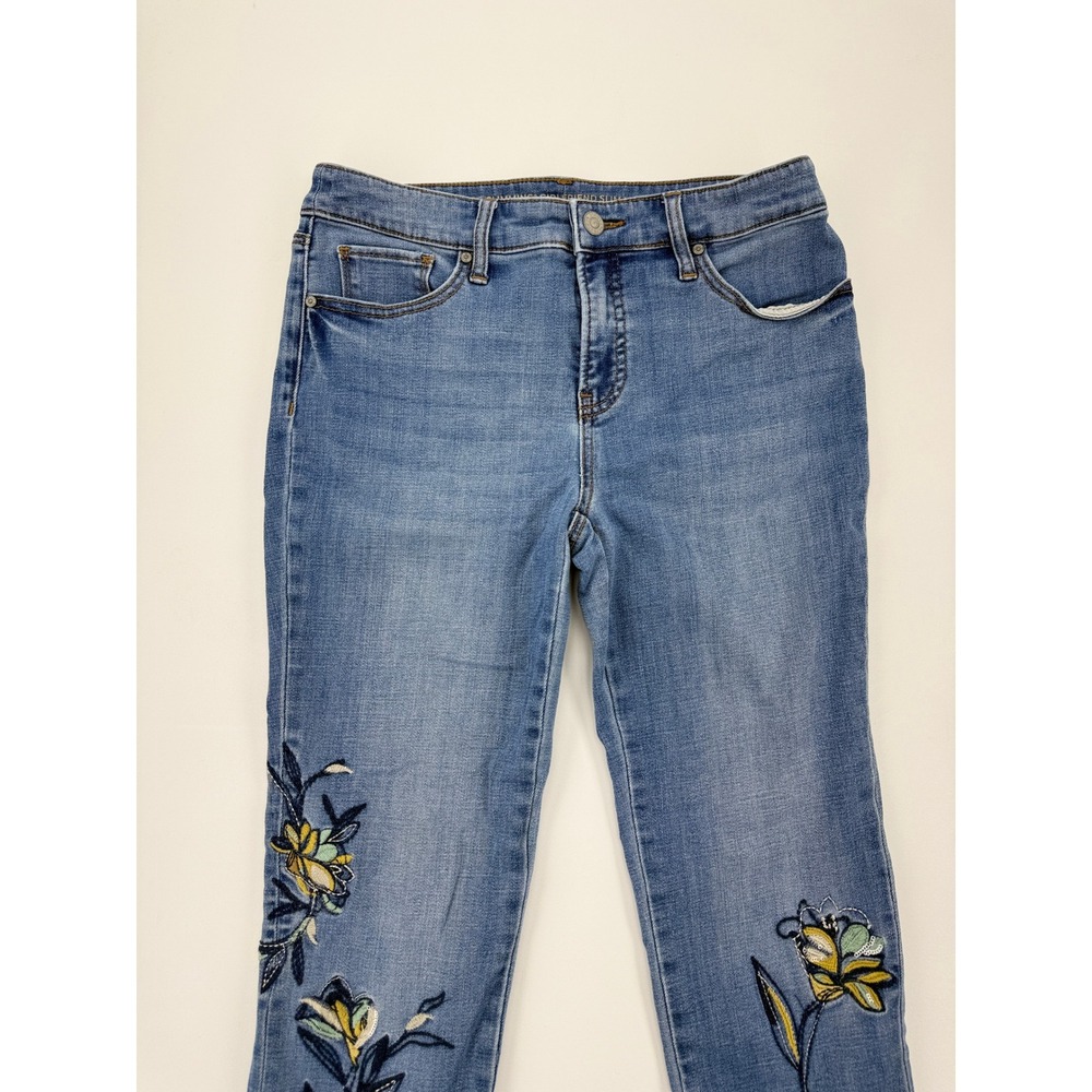Chicos So Slimming Girlfriend Slim Leg Ankle Jeans Floral Embroidered Blue 00R - Picture 13 of 15